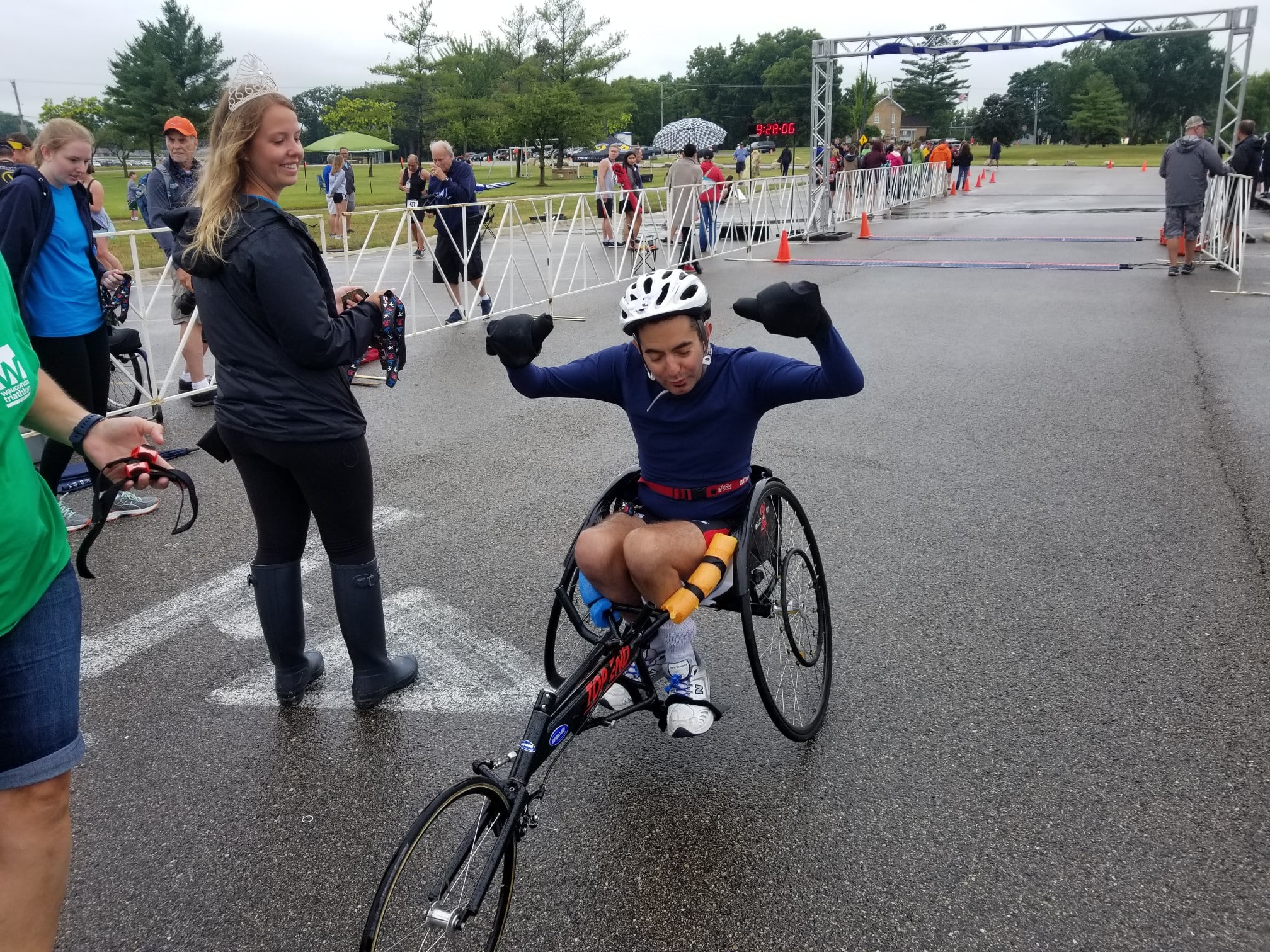 tufano-hand-cycle-finish-line