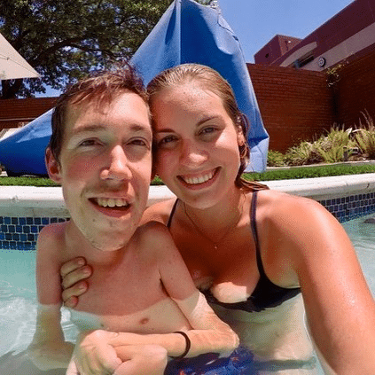 Community members Shane Burcaw and Hannah Elizabeth run a YouTube channel documenting their inter-abled relationship.